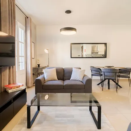 Cozy Luxury 2bd Near Sea 公寓 斯利马