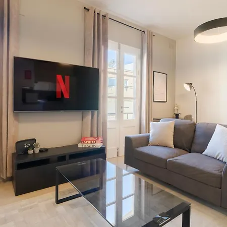 Cozy Luxury 2bd Near Sea *